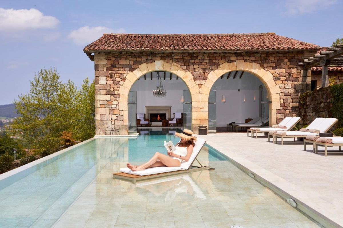 Helguera Palacio Boutique & Antique 5* Vargas